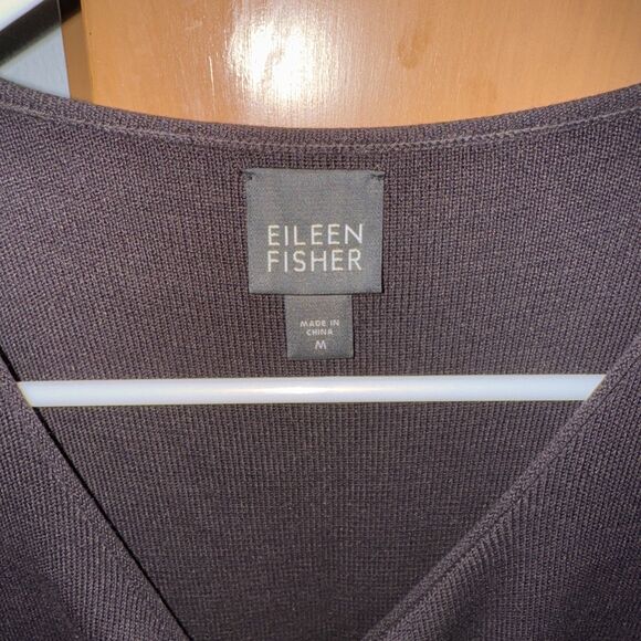 Eileen Fisher   Black Silk Stretch Jersey Scoop Neck Tank Top Size Medium - Picture 2 of 6